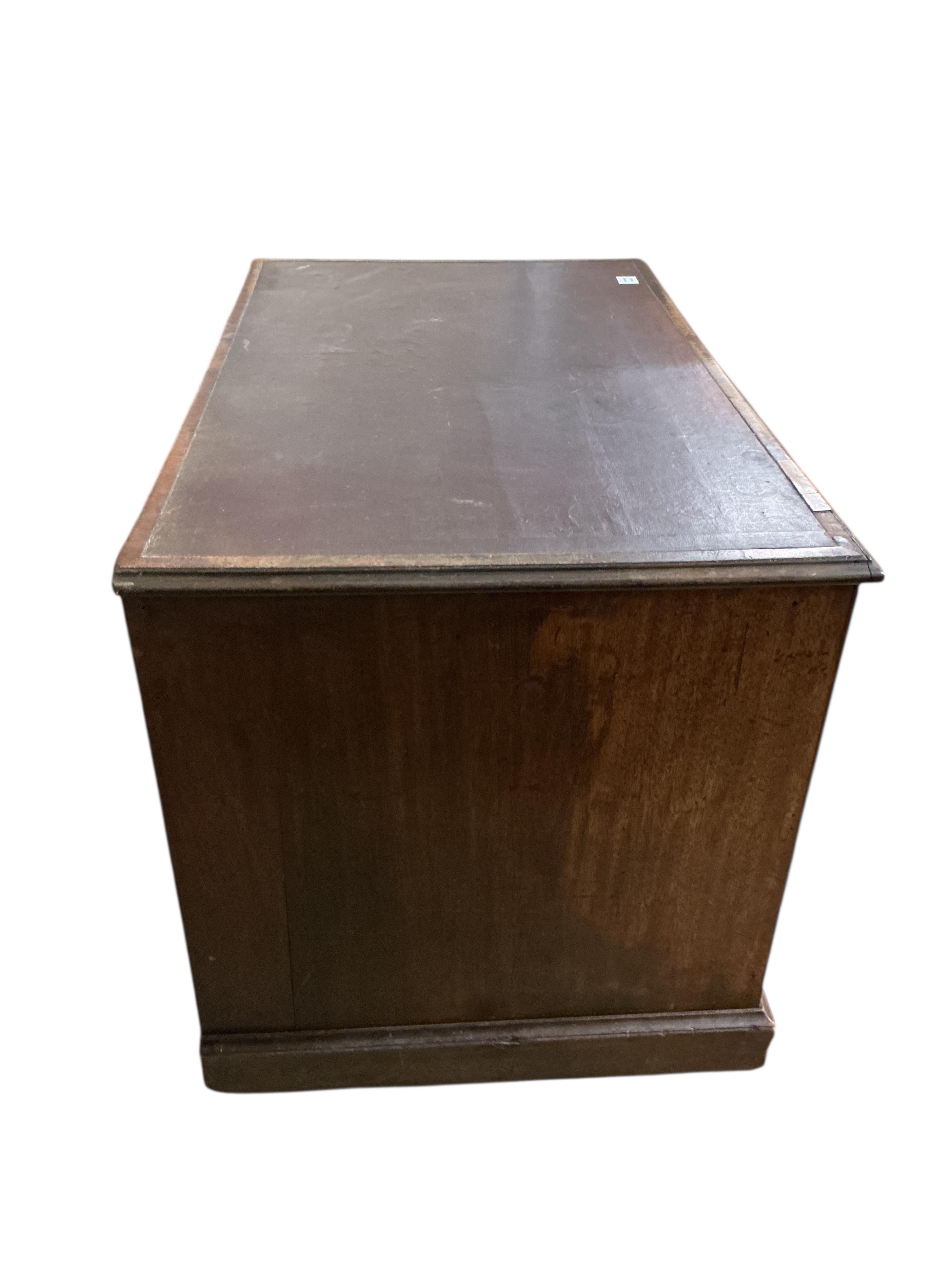 A George III mahogany kneehole desk, width 110cm, depth 68cm, height 74cm